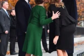 Le couple présidentiel américain Donald et Melania Trump salue l'ex-président George W. Bush et son épouse Laura le 4 décembre 2018 à Washington 