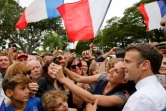 Selfies avec le président Emmanuel Macron à Nouméa le 26 juillet 2023