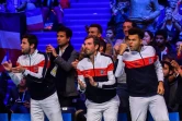 La France du N.1 Jo-Wilfried Tsonga (d), à un point de sa dixième Coupe Davis après la victoire en double, le 25 novembre 2017 au stade lillois de Pierre-Mauroy