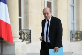 Le ministre de la Défense, Jean-Yves Le Drian, arrive à l'Elysée, le 15 novembre 2015 à Paris