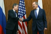 Le secrétaire d'Etat américain Antony Blinken et le ministre russe des Affaires étrangères Sergeï Lavrov lors de leur rencontre à Genève, le 21 janvier 2022