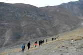 Un groupe d'Afghanes font du jogging dans les montagnes près de Kaboul, le 9 novembre 2018
