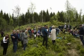 Cérémonie dans une forêt près d'Oslo à l'occasion de la remise du manuscrit de l'auteur Sjon pour la bibliothèque du futur, le 2 juin 2017