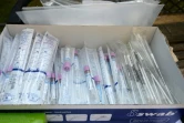 Des échantillons prélevés pour des tests du coronavirus dans un hôpital de Barcelone le 15 avril 2020