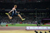 Le Britannique Greg Rutherford lors de la finale du saut en longueur aux JO de Londres, le 4 août 2012