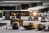 Un autobus transporte une cinquantaine de migrants afghans à l'aéroport de Munich, d'où ils doivent être renvoyés vers leur pays, le 22 février 2017 