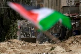 Un bulldozer de l'armée israélienne opère dans le camp de réfugiés palestiniens de Nour Chams lors d'une vaste opération militaire israélienne en Cisjordanie occupée, le 29 août 2024