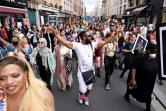 Des participants à la marche des fiertés des banlieues à Saint-Denis, au nord de Paris, le 4 juin 2022