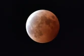 Eclipse lunaire vue de Tokyo le 8 octobre 2014