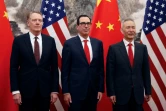Le vice-Premier ministre chinois Liu He (d), le secrétaire américain au Trésor Steven Mnuchin (c) et le représentant au Commerce Robert Lighthizer (g), le 1er mai 2019 à Pékin