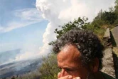 Jeudi 5 avril 2007 - Le Tremblet (Saint-Philippe)

En raison des émanations de gaz volcanique, l'air est difficilement respirable à proximité des coulés