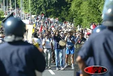 Mardi 3 juin 2003 -
Des affrontements ont opposé les manifestants et les forces de l'ordre