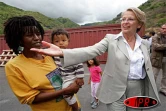 Jeudi 30 août 2007 -

Michèle Alliot-Marie, ministre de l'intérieur, de l'outre-mer et des collectivités territoriales, en visite à La Réunion