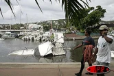 Dimanche 26 décembre 2004 -

Les lames de fond ont coulé ou endommagé des bateaux dans le port de Saint-Gilles