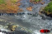 Lundi 6 septembre 2004La rencontre de l'eau et du feu a donné naissance à une plateforme et à 3 cônes volcaniques en bord de mer