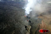 Lundi 10 mai 2004 - La lave jaillit de deux bouches éruptives