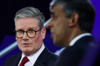 Le leader du parti travailliste, Keir Starmer, sparticipe à un débat télévisé organisé par la BBC, à Nottingham, le 26 juin 2024 avant élections législatives britanniques du 4 juillet