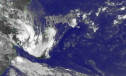 Dikeledi : la forte tempête se réintensifie avant de toucher le sud-ouest de Madagascar