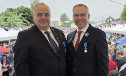 Serge Hoareau fait Chevalier de l’Ordre national du Mérite