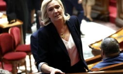 Marine Le Pen, présidente du groupe parlementaire du Rassemblement national (RN) à l'Assemblée nationale, le 1er avril 2025 à Paris ( AFP / Anne-Christine POUJOULAT )