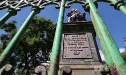 statue Mahé de Labourdonnais 