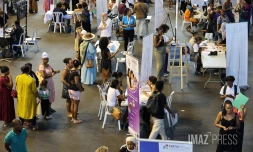 salon de l'emploi stade Ivoula 