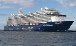 Le Port : 37e escale de la saison croisières avec le Mein Schiff 6 