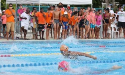 Week-end de compétition de natation à la piscine Jean-Lou Javoy du Port. 