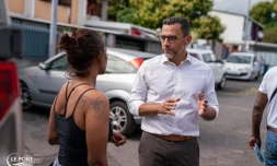 Le Port : la Place Mirabeau fait peau neuve 