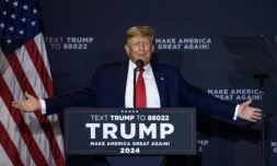 Donald Trump Ă un meeting Ă Manchester, dans le New Hampshire, le 27 avril 2023 ( AFP / Joseph Prezioso )