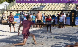 Open des Brisants : les marmailles à l'entraînement avec le numéro un mondial Nicolas Gianotti