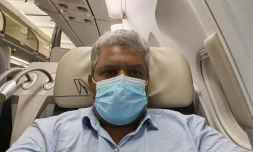 Dans le même avion, Ratenon refuse de s'asseoir "à côté des démons"