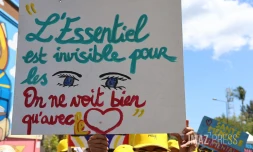 Troubles psychiques : une marche et de la bonne humeur pour combattre l’isolement et les préjugés [?]