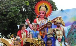 Dipavali 2016 à Saint-André - Défilé 