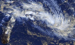 Tempête modérée en formation au large de l'île