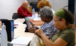  Saint-Paul : un atelier numérique pour les seniors