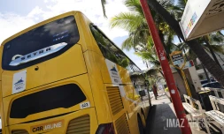 Car Jaune 