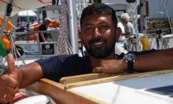 Le skipper indien Abilash Tomy (Photo DAMIEN MEYER / AFP)