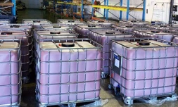 Incendie du Maïdo : 33 tonnes de produit retardant arrivées à Gillot