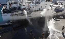 Exercice de mouvement de foule et d'alerte à la bombe pour l'armée