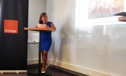 Mireille Helou orange 