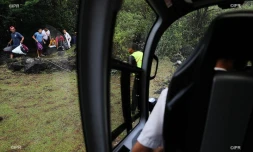 mafate et l'hélicoptère