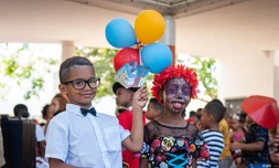 Les écoliers du Port fêtent le carnaval