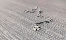 vendredi 13 trèfle porte-bonheur