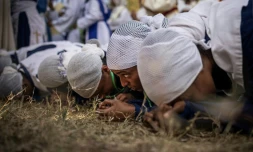 PriĂšres Ă la veille de la fĂȘte Ă©thiopienne orthodoxe de Timkat Ă Gondar, principale ville de la rĂ©gion de l'Amhara théùtre d'un conflit armĂ© depuis plusieurs mois, le 19 janvier 2024