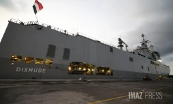 porte helicoptere amphibie Dixmude 