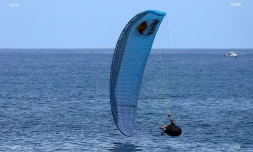 Un concours de parapente Master Accro se de?roule a? Saint-Leu ce dimanche. (Photo RB Imaz Press Re?union)