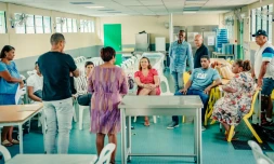 Saint-Denis: remise d'attestations pour la formation "bonnes pratiques d'hygiène en restauration collective"
