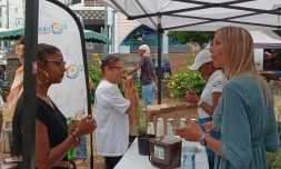 Tri des déchets alimentaires : le Territoire de l’ouest lance l’opération à Trois-Bassins