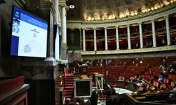 Resultats du vote d'une motion de censure contre le 49.3 à l'Assemblée Nationale, à Paris, le 5 février 2025 ( AFP / JULIEN DE ROSA )